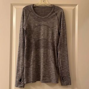 Lululemon women’s swiftly tech long sleeve shirt